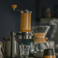 Aram koffie + standaard (yellow)